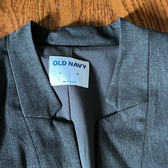 Amazing Grey Blazer - Picture 2 of 6